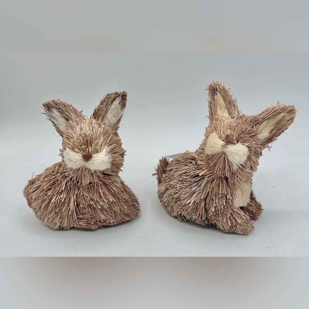 Crescent Straw Bunny Rabbit Figures Easter Spring 4.5” x 4" New Set of 2